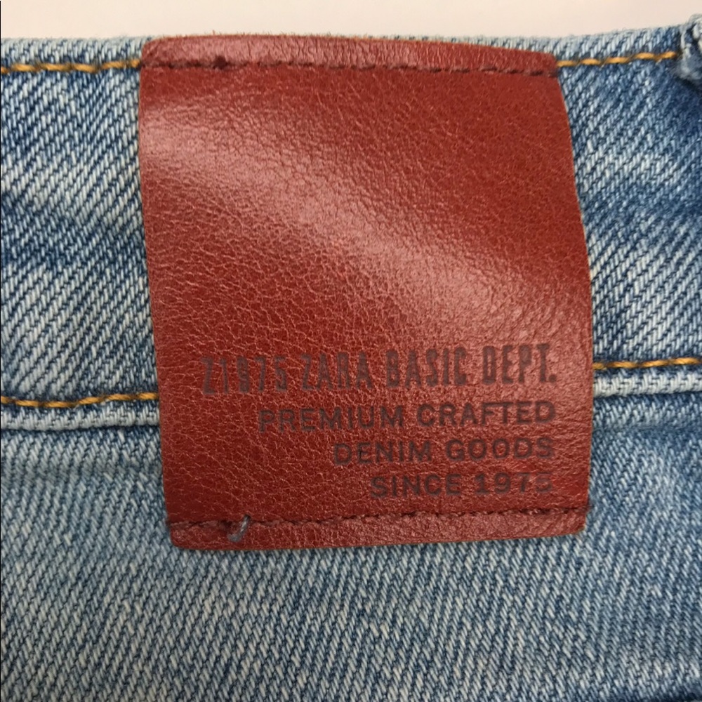 Zara Basic Premium Crafted Distressed Jean Shorts - 00 - Picture 11 of 12